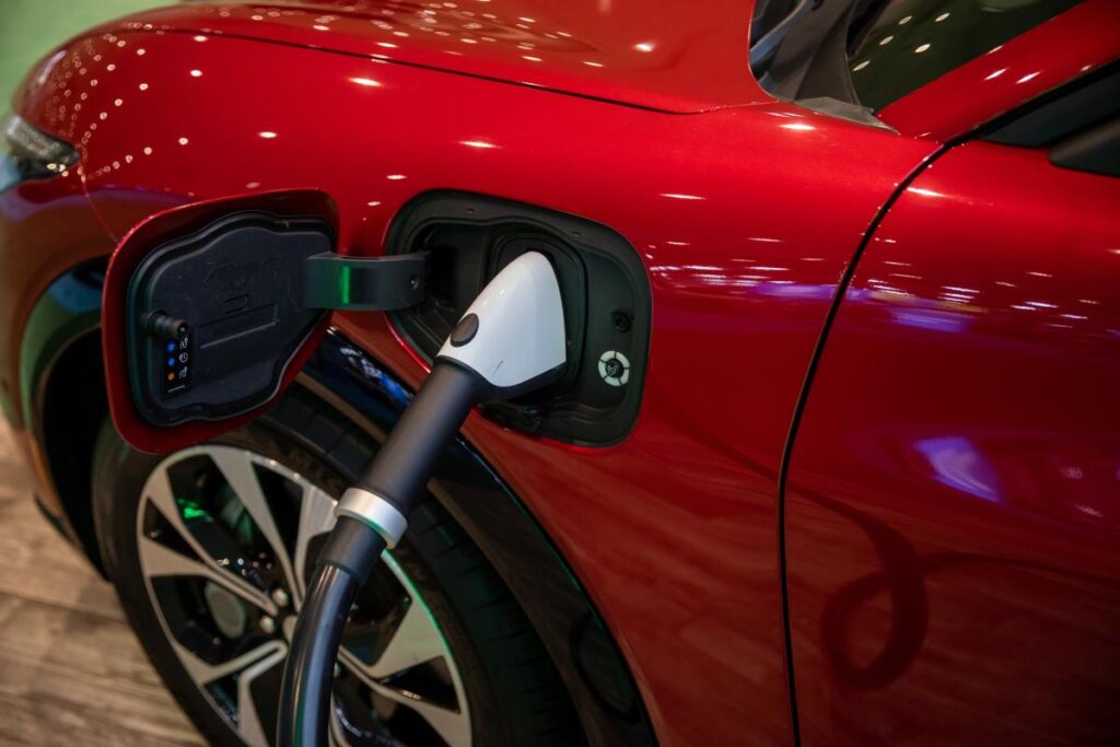 SparkCharge raises M to help fleets electrify without commitments