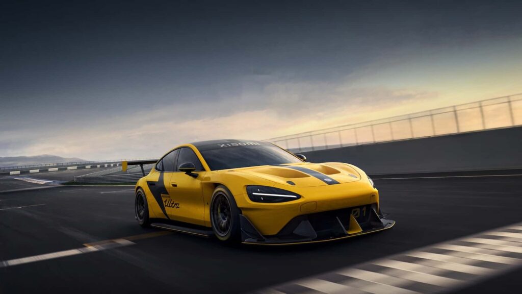 The Xiaomi SU7 Lost 600 HP In A Software Update. Then Owners Revolted