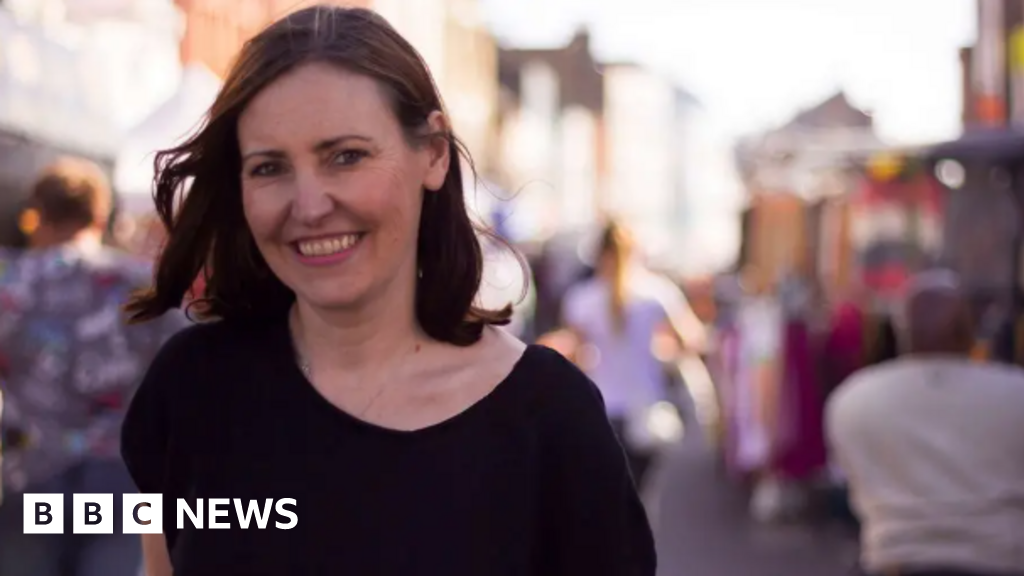 Government whip Vicky Foxcroft quits over disability benefit cuts