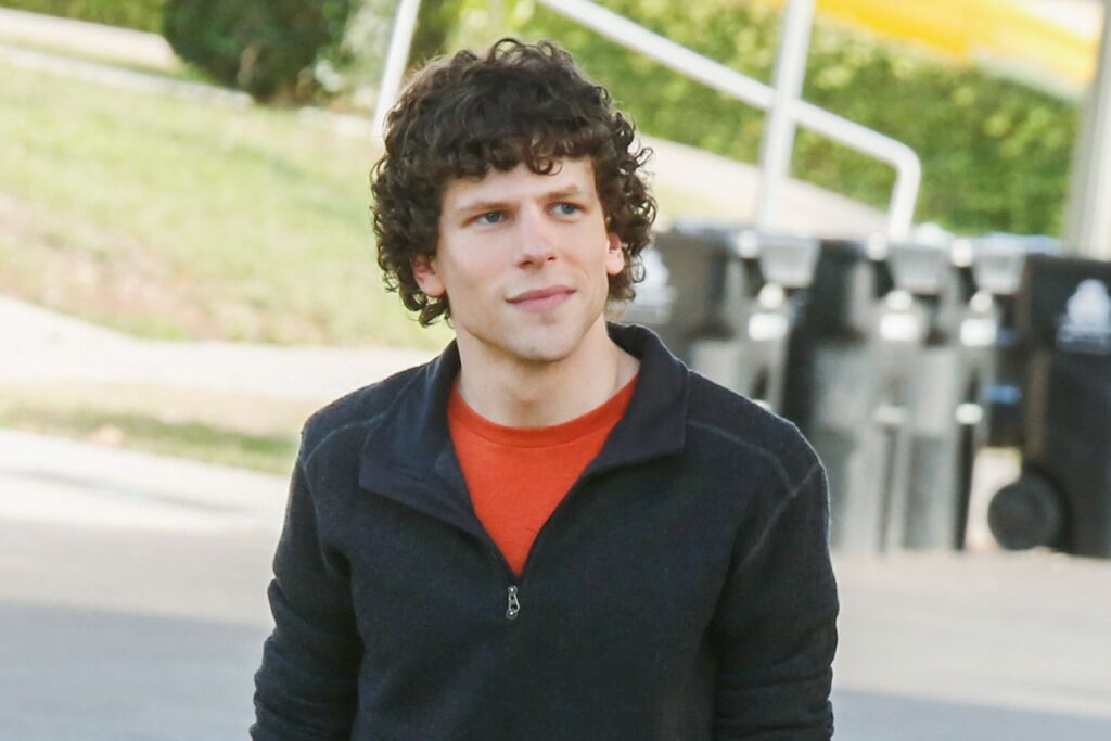 Jesse Eisenberg asked for his ‘Modern Family’ ep with his scenes cut, show’s star reveals
