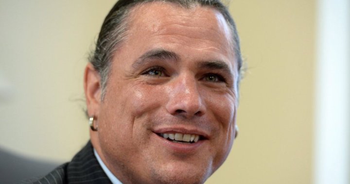 Senator Patrick Brazeau recovering from ‘dizzy spell’ that caused collapse – National