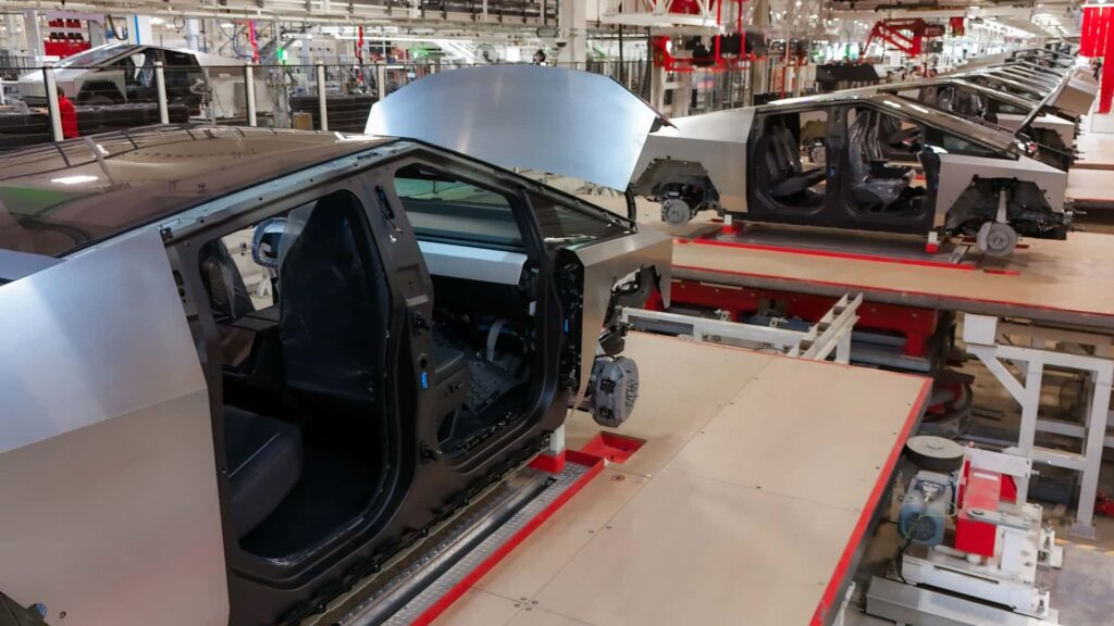 Tesla Tells Employees To Take Responsibility For Morale Problems