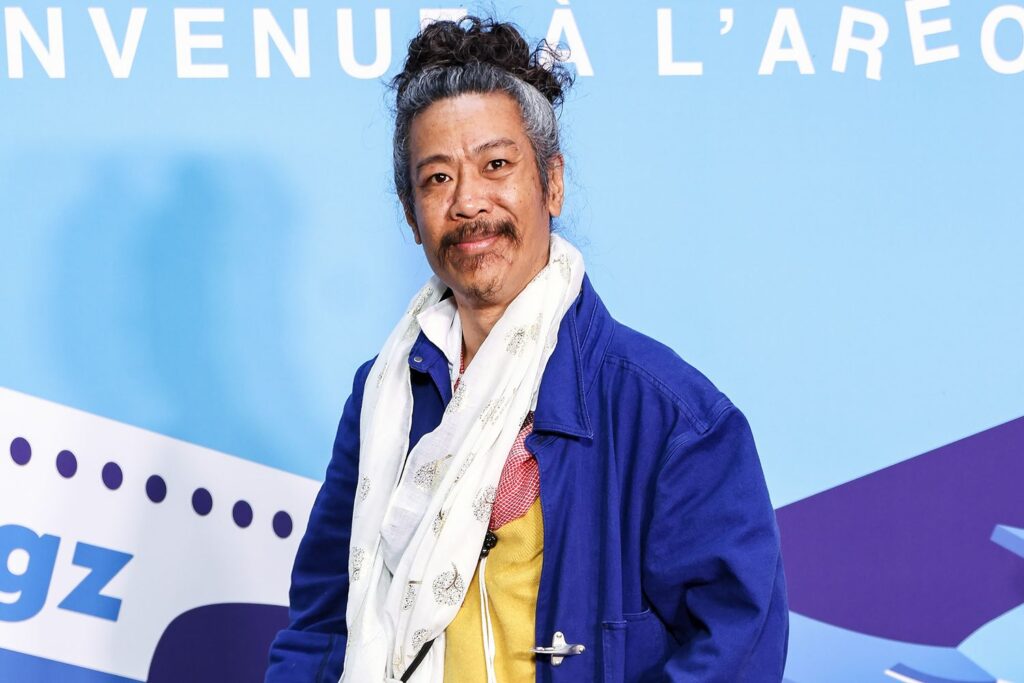 French comedian falls from Paris building