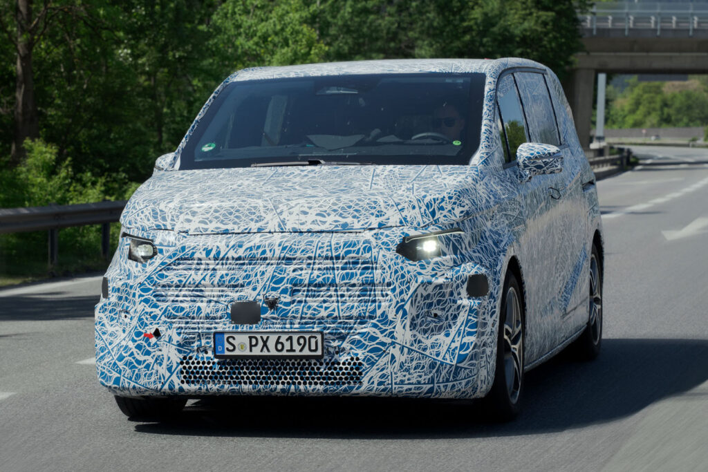 Official pics: Mercedes priming VLE as radical EQV replacement