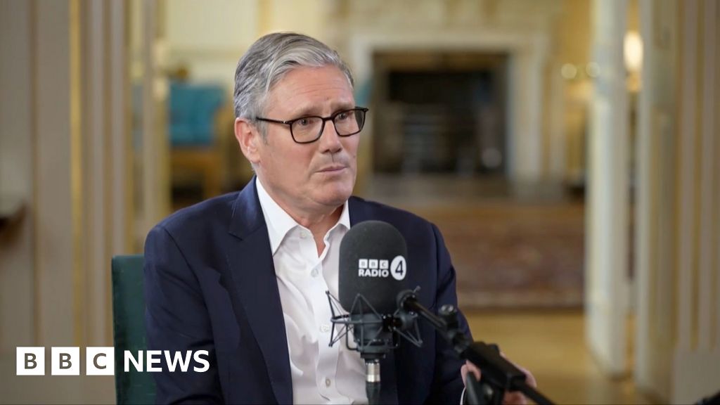 PM seeks to end speculation about Reeves’ future after Commons tears