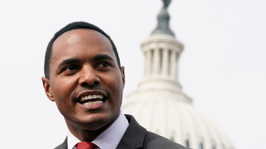 Torres to introduce resolution condemning Ogles over Mamdani, Jeffries comments