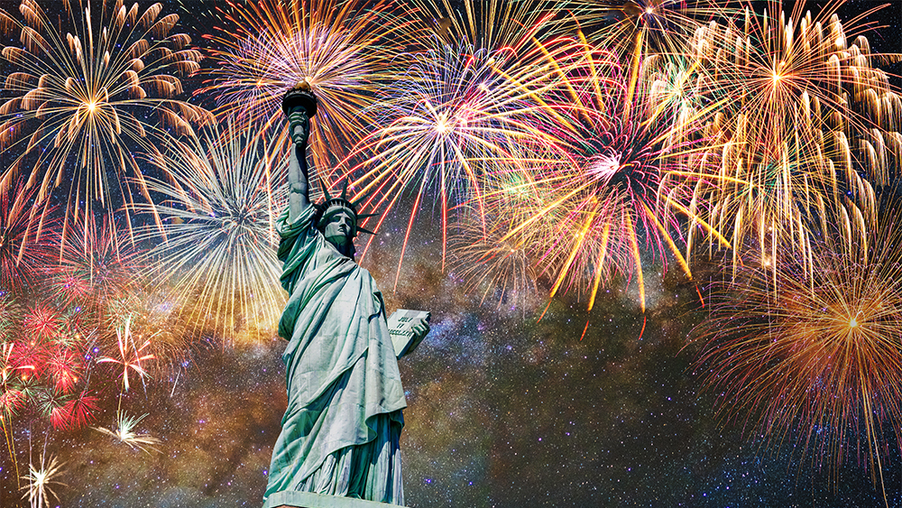 Watch 4th of July Fireworks Online